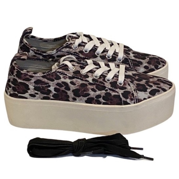 Aqua Leopard Print Women's Sneakers​​ - Picture 9 of 10
